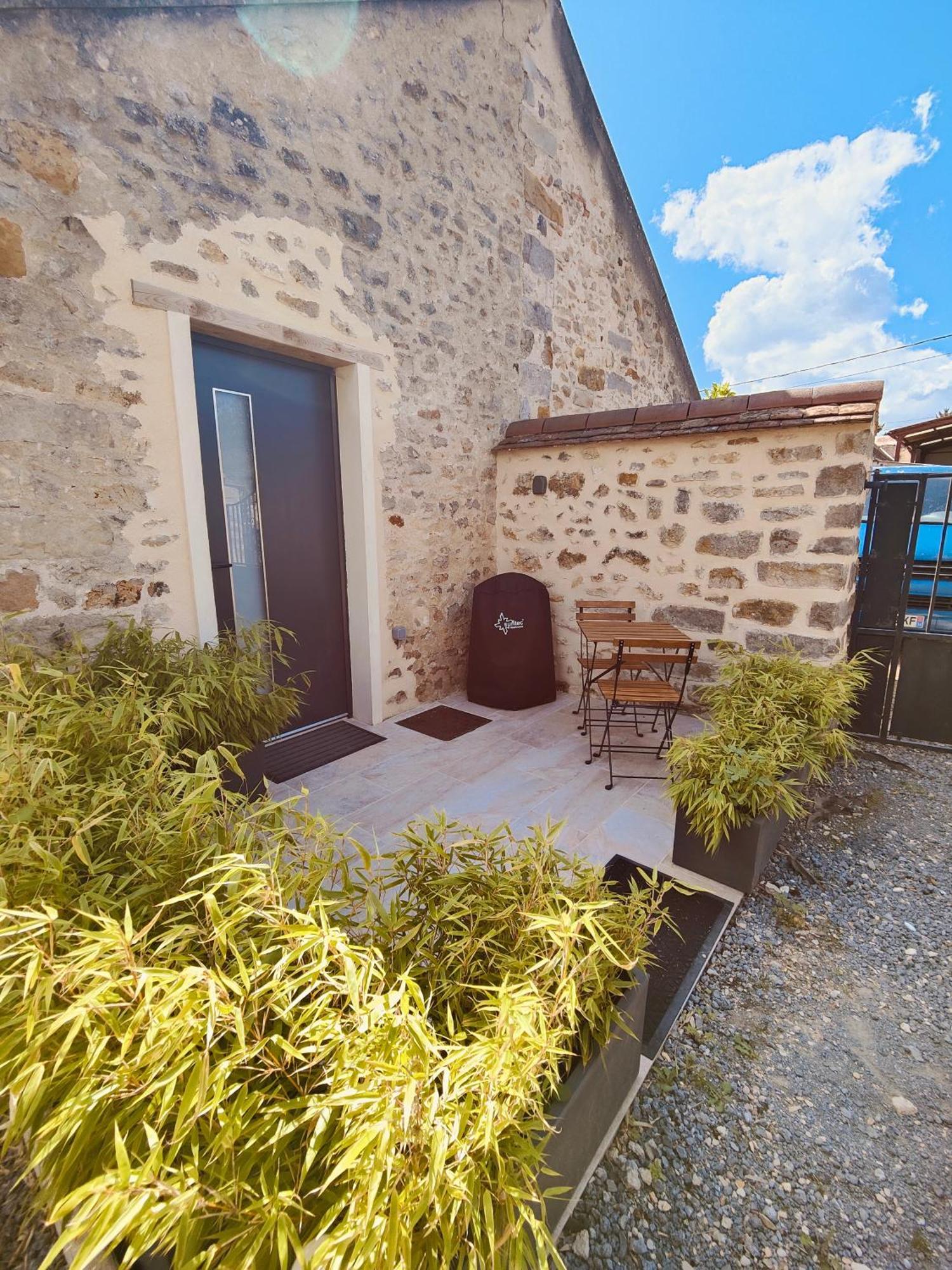 Maisonette Proche De Fontainebleau Ville-Saint-Jacques Esterno foto